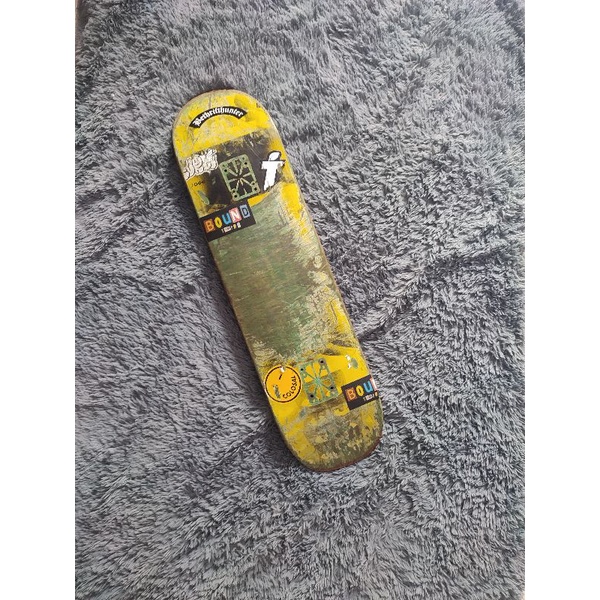 Deck Motion skateboard second mob griptape