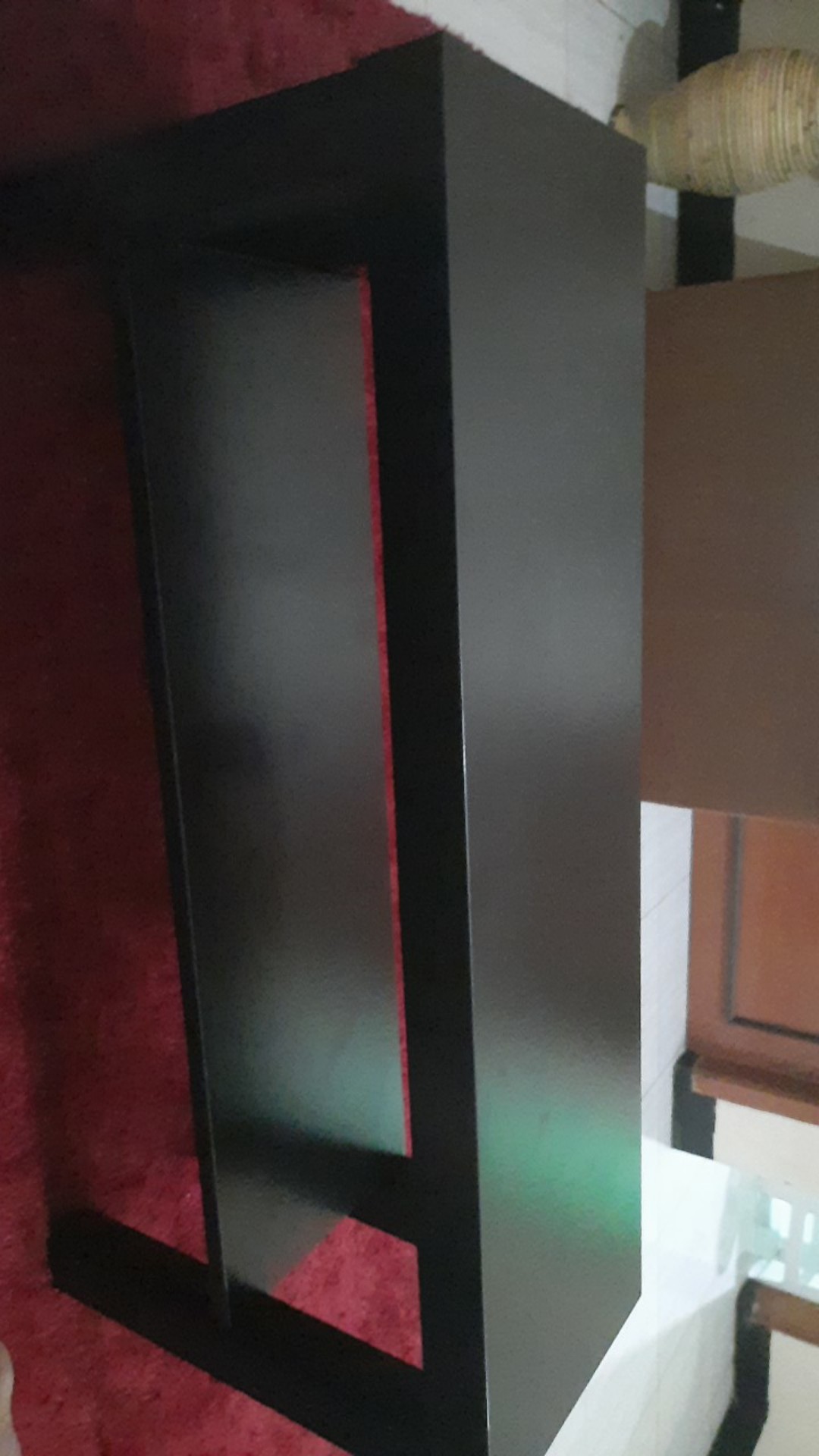 Lack Meja Tv Putih / Hitam