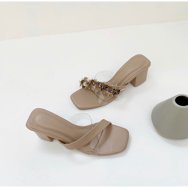 Nude Laia size 39 Pix Footwear