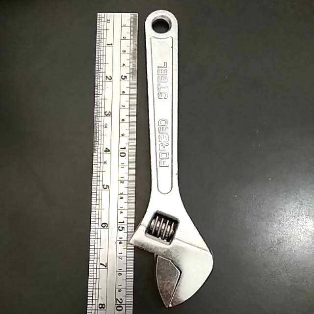 KUNCI INGGRIS DIAMOND 8"