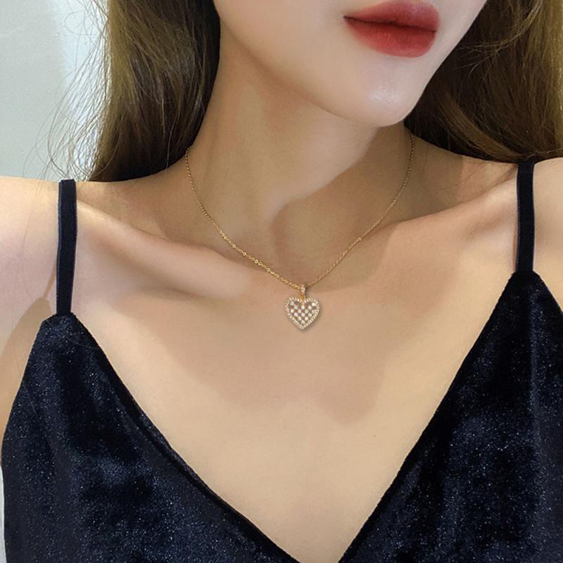 XiaoboACC Kalung Rantai Klavikula Bahan Titanium Steel Lapis Emas 18K Hias Liontin Hati Berlian Ukuran Untuk Wanita - 38CM + 6CM