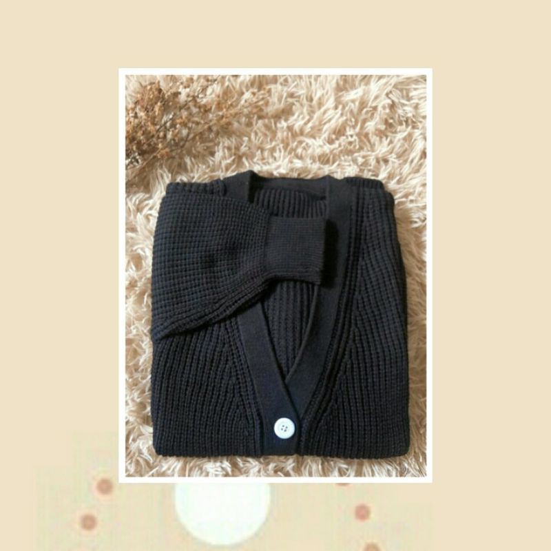 CARDIGAN KANCING EMERA BASIC RAJUT 7 GATE-Hitam