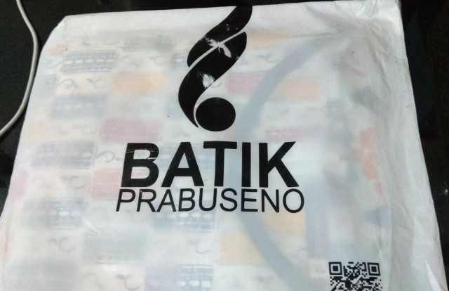 Navina Atasan Batik Wanita Lengan Panjang Baju Blouse Kerja Kantoran Modern Kekinian Premium Jumbo