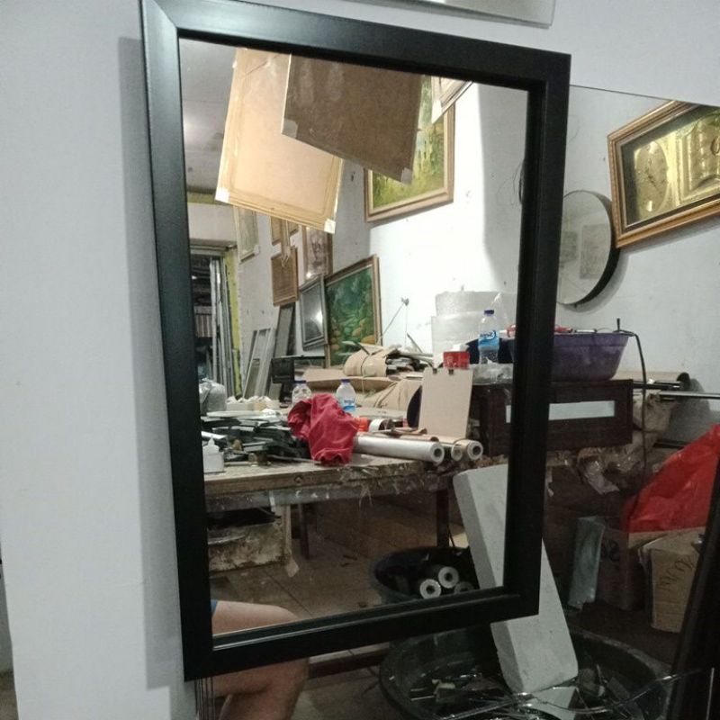cermin dinding ukuran luar 34x44cm 24x34/cermin minimalis/cermin murah/cermin-Hitam