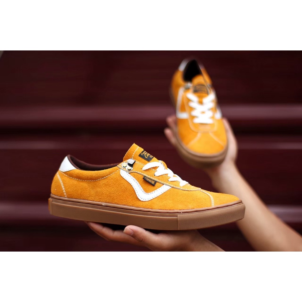 sepatu kasual slip on pria cevany ballad