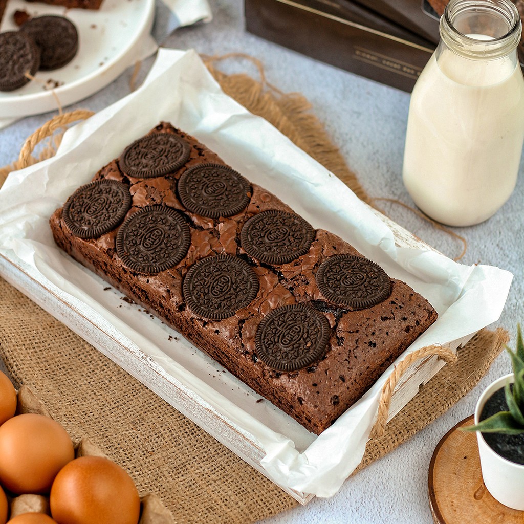 

Diana Bakery Brownies Topping Oreo | Brownies Panggang | Kue Bolu Brownis Coklat | Oreo