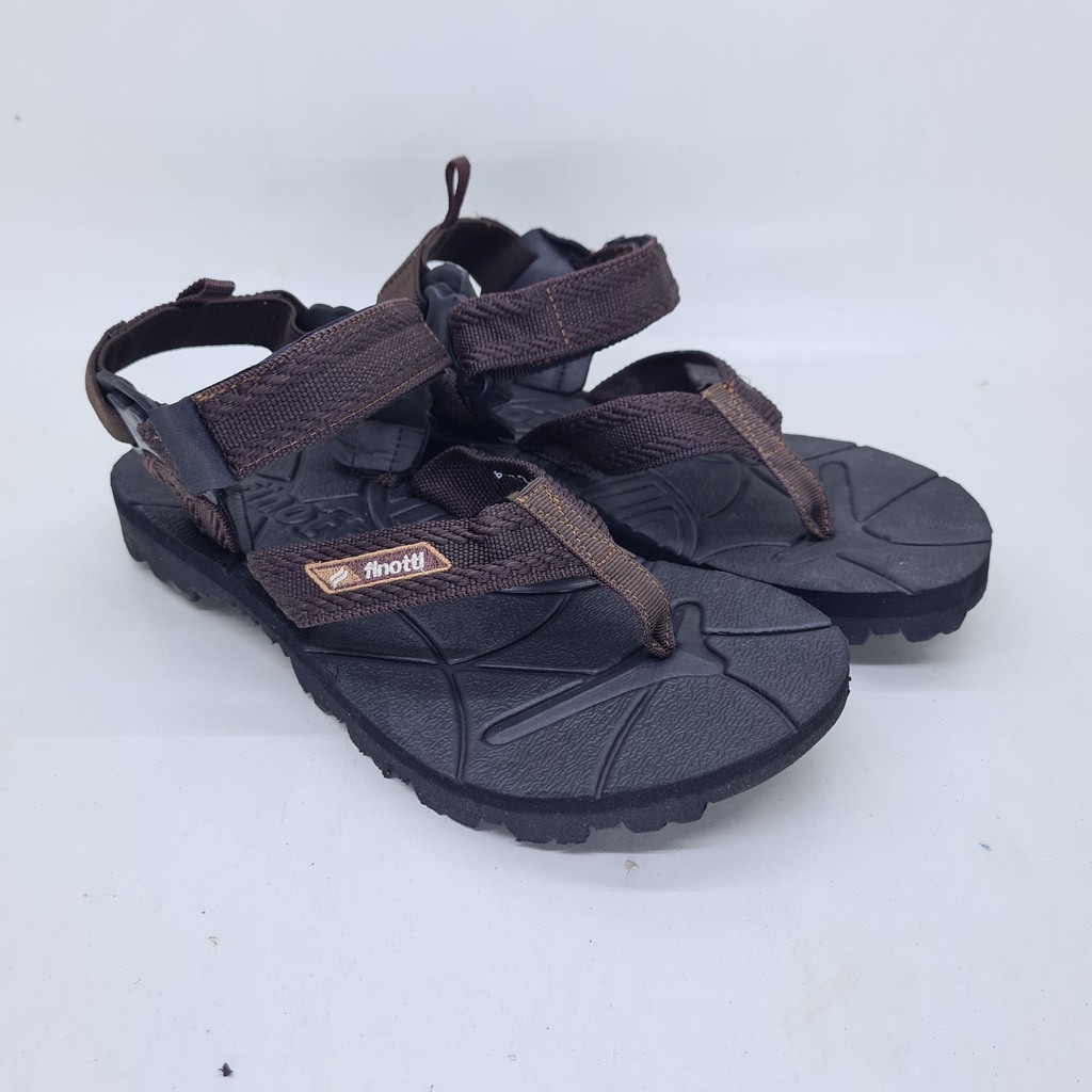 Sandal gunung pria Finotti Everest 2