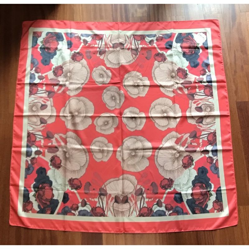 Hijab itang yunaz / itang yunaz / hijub itang yunaz / hijub / hijab / segi empat / kerudung / hijab 