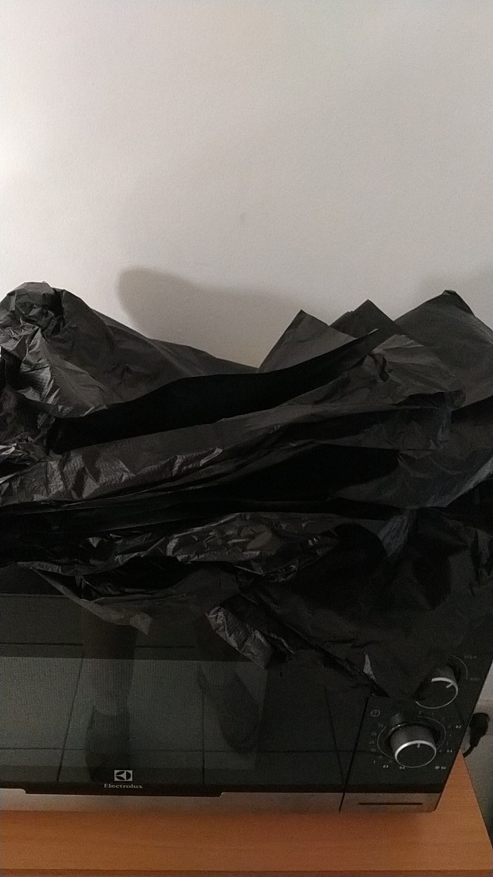 Kantong Hitam Plastik Sampah Ukuran 60 X 80 (pcs)