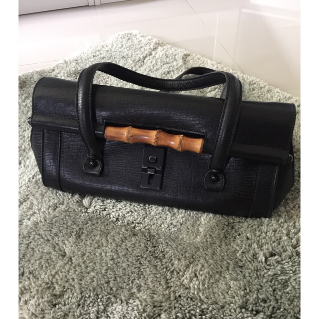 Gucci bamboo shoulder bag(second/kondisi 80%)