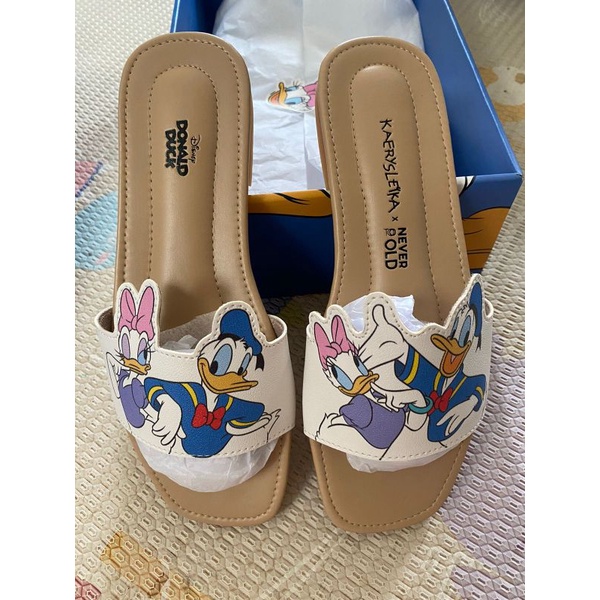 Kaerysleika Donald Duck Sandal 38