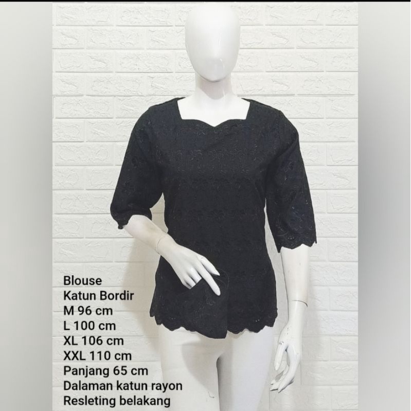 Atasan Katun Bolong Hitam