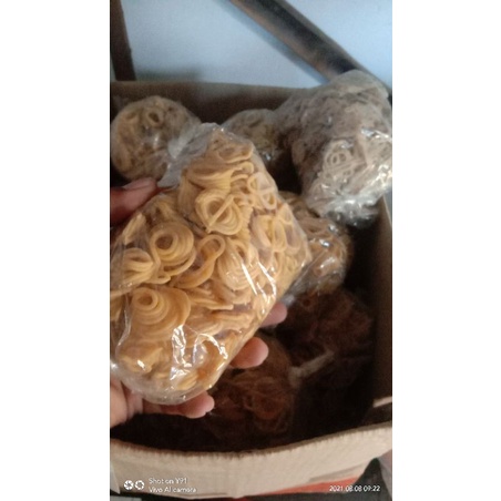 

Krupuk Uyel/Krupuk Uyel Mentah