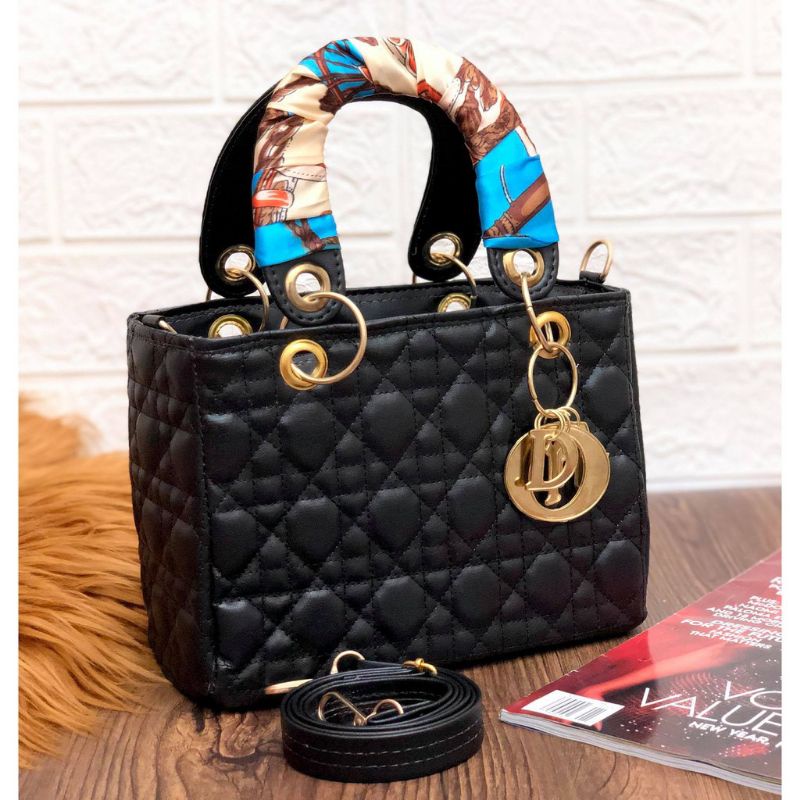 TAS DIR LEDY FREE ACC DIR SYAL DN POM&quot;#SIZE 21×15cm