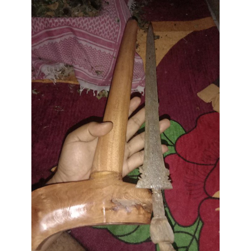 Keris Omyang Jimbe putut sepuh