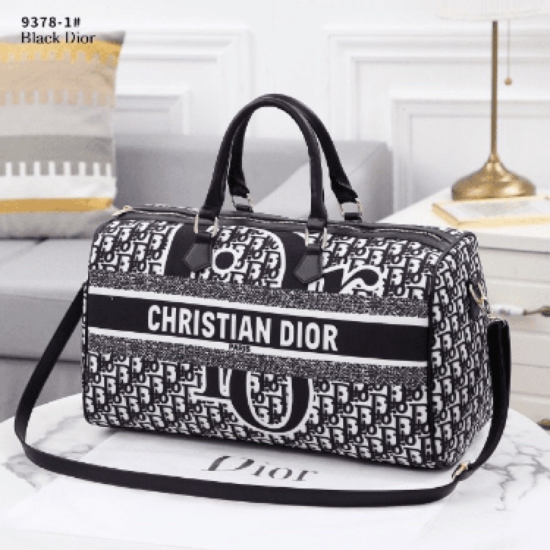 Tas Travelling