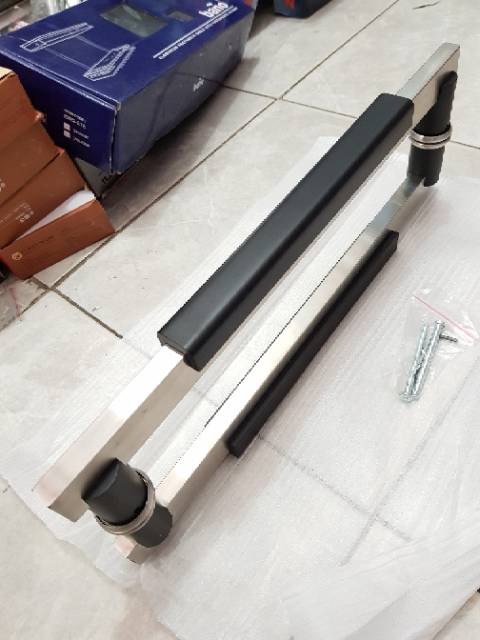 Handle stainless baut tembus 45cm kayu asli