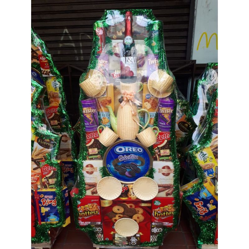 

Parcel Lebaran Besar Sedang + Tea Set Teko Cangkir