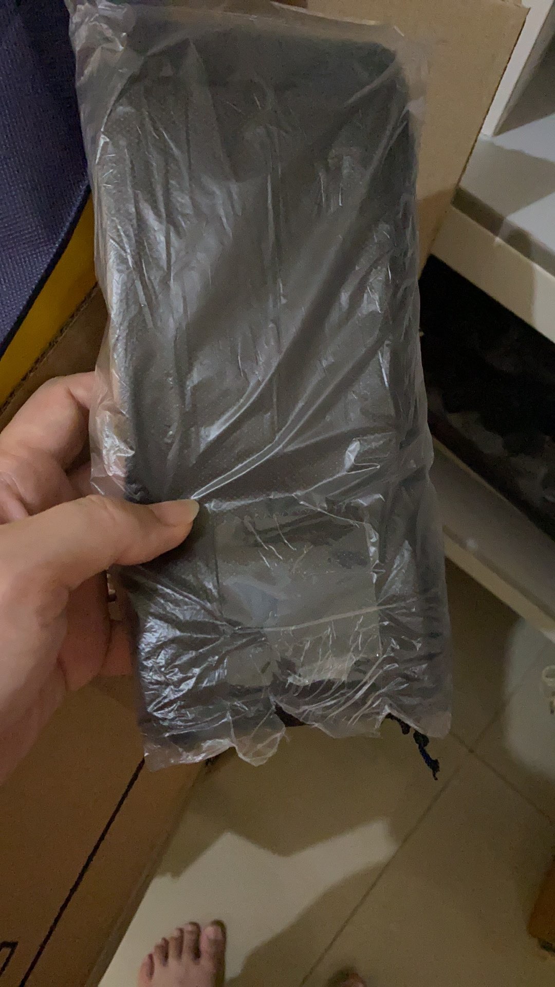 Pouch Serut Samping Spunbond ± 9*16cm Dan 14*20