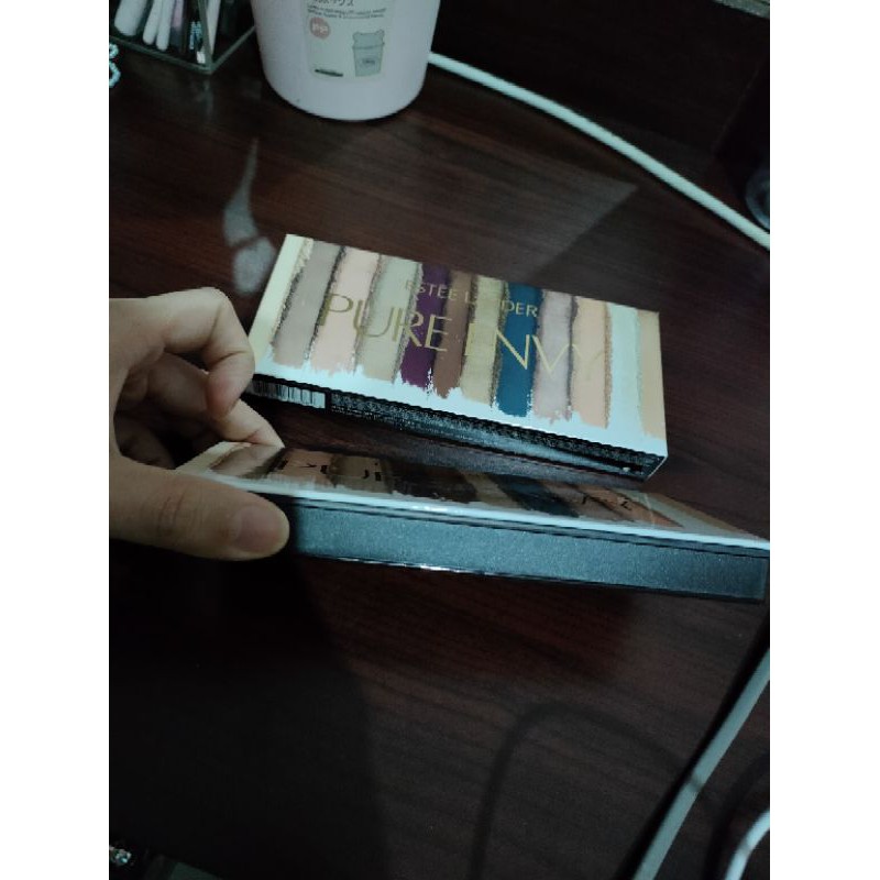 Estee Lauder eyeshadow