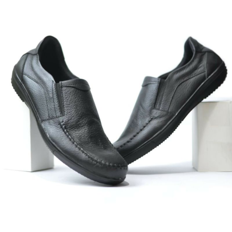 ZGZG Sepatu Kulit Pria Slip On Casual Pantofel Tanpa Tali Selop Kerja Kantor Formal