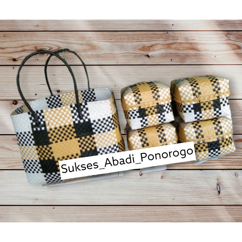 Jual (ready stok) Tas Keben Isi 2 dan 4 / KEBEN SET / TAS BALI motif