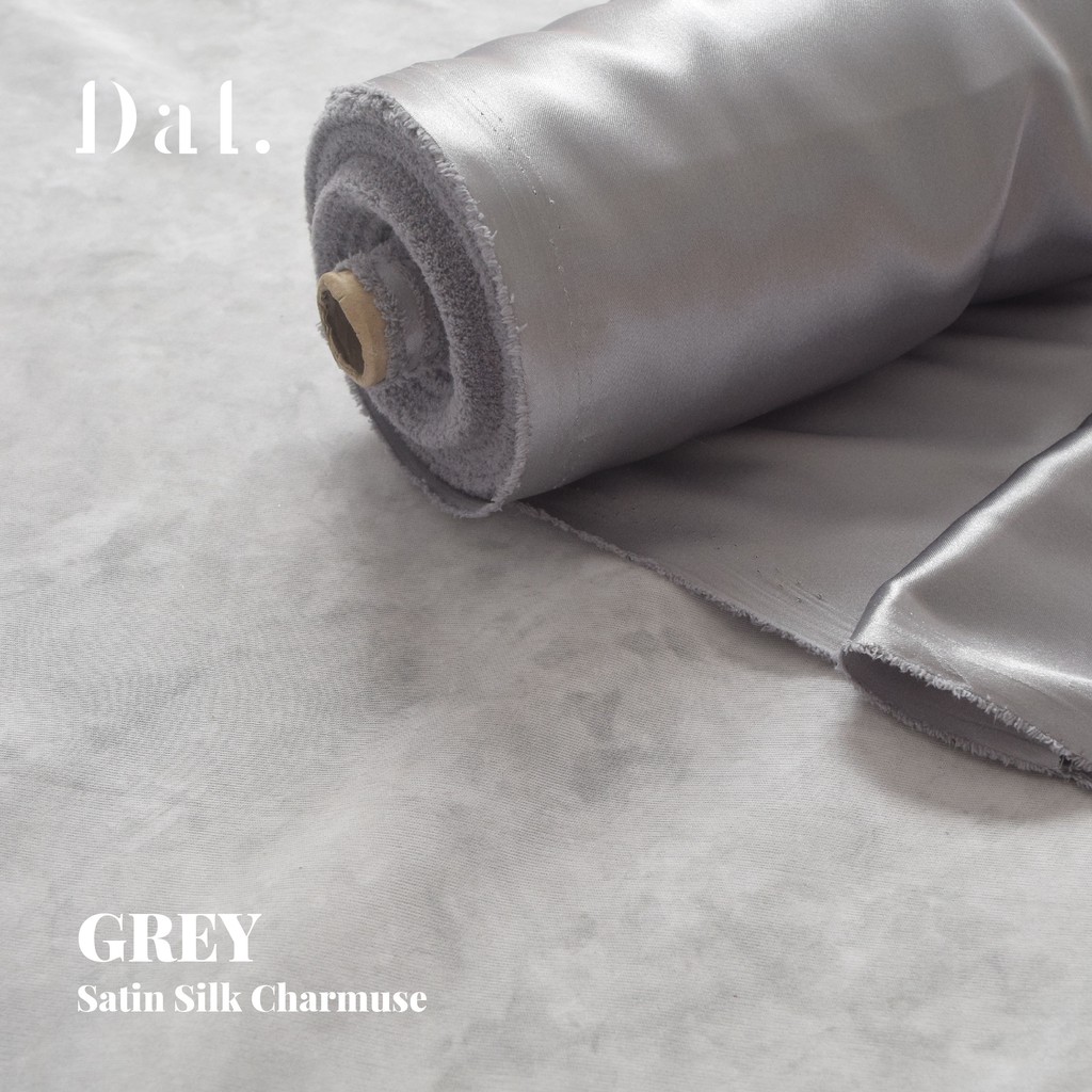 1/2 meter kain bahan satin silk charmuse premium warna grey gray abu abu silver perak mengkilap glossy quality sateen saten charmeuse kualitas super puring furing bagus murah gamis dress gaun pesta hijab seragam jahit bridesmaid