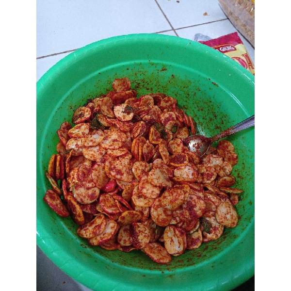 

Cemilan Serba pedas 200 gram/ 500 gram/ 1 kg