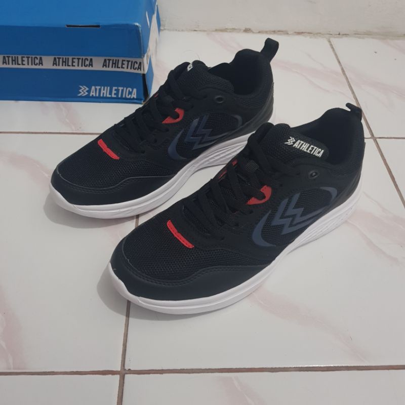 Sepatu Athletica - Lombard Black White