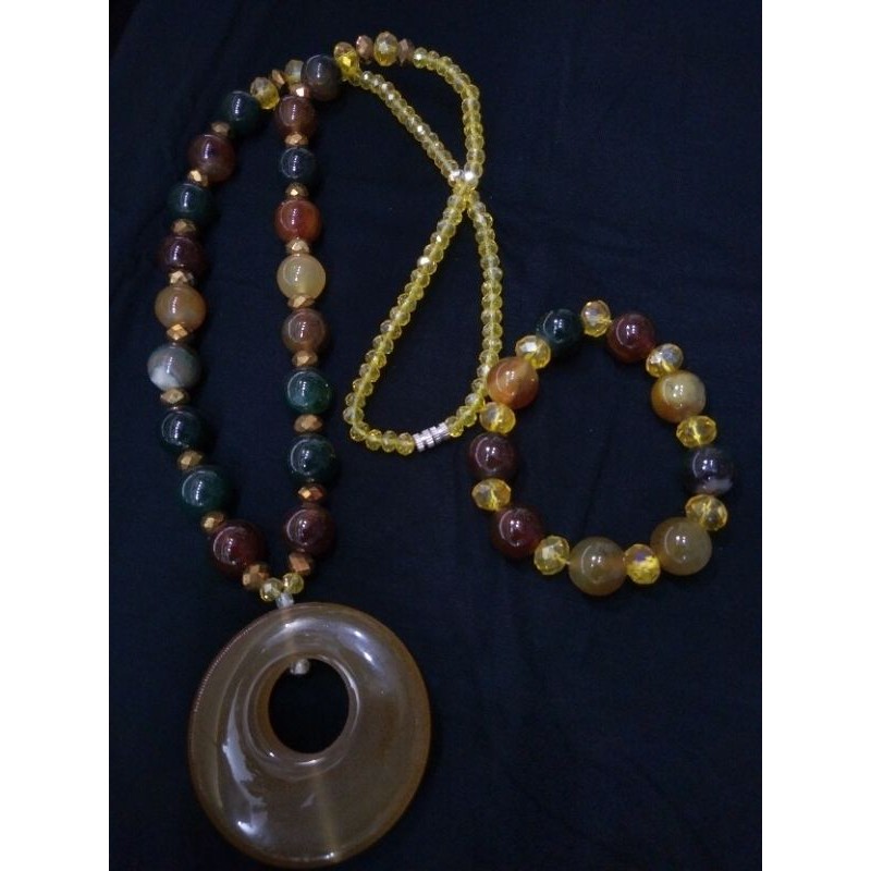 kalung batu asli kalimantan