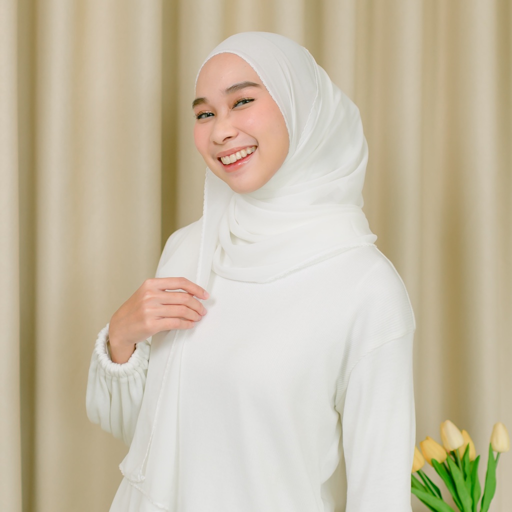 Lozy Hijab - Embroidery Signature Shawl Series 2 ( Pashmina Bordir Lozy x Hamidah )-Broken White