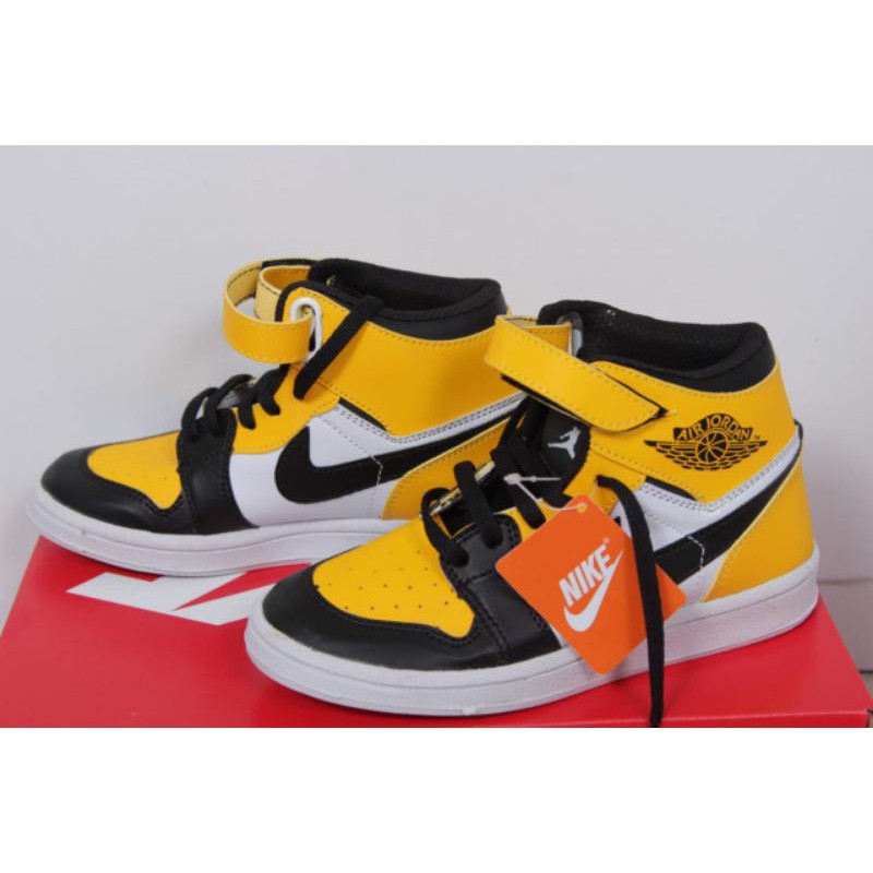 sepatu air jordan anak nike air jordan anak sepatu jordan anak nike jordan anak free box size.26-35