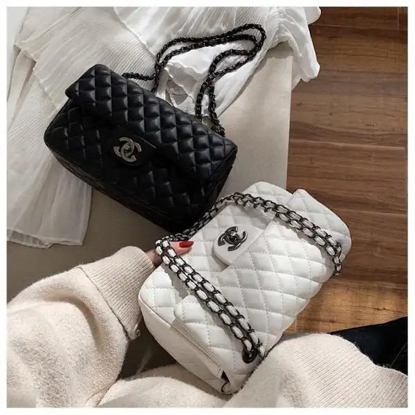 BJ15119 (READY STOCK) BLACK/GREEN/RED/WHITE TAS SLEMPANG JINJING TOTEBAG HANDBAG CLUTCH RANTAI TAS WANITA FASHION IMPORT MODIS ELEGAN TERMURAH TERLARIS TERBARU BAGSTORE JAKARTA TAS BATAM BQ2985 CR7290 ELJ5119 ZCJ3151