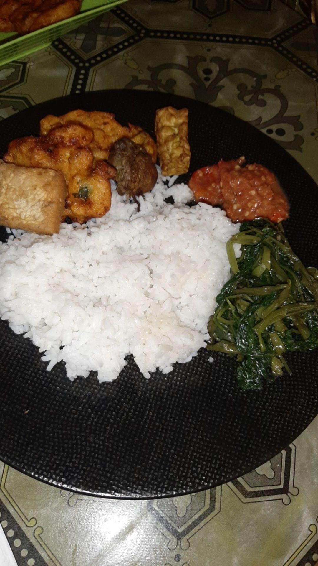 Piring Keramik Dinner Plate 10.5in Vesuvio Black