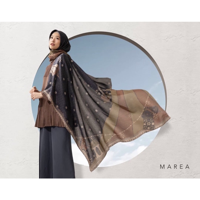 Hadiya scarf by Kamiidea