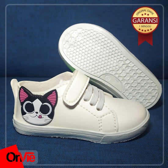 Sepatu Sneaker Anak Perempuan Hitam Putih Motif Meow Karet 3D | Sepatu Kids Wanita Onvie