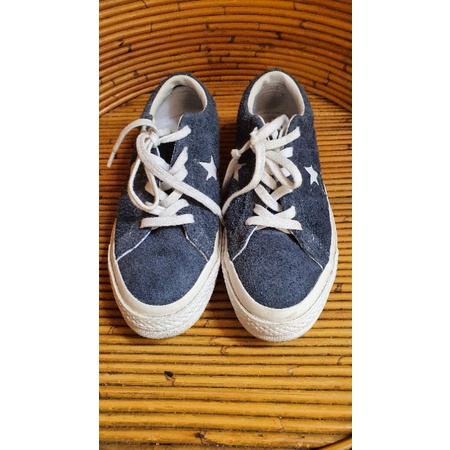 Preloved Sepatu Converse One Star Vintage Suede Low Top