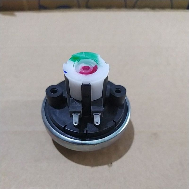 Water level mesin cuci sanyo AQUa 2soket