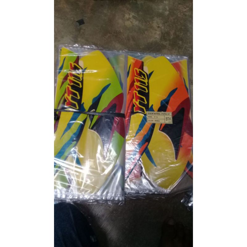 Striping Sticker Lis Motor Yamaha YT 115