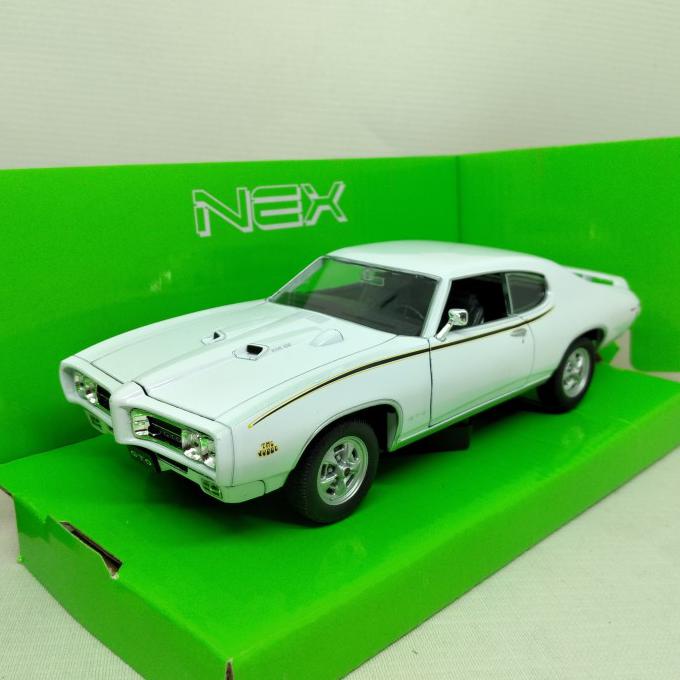 Terlaris Diecast 1969 Pontiac Gto Welly Nex 1:24