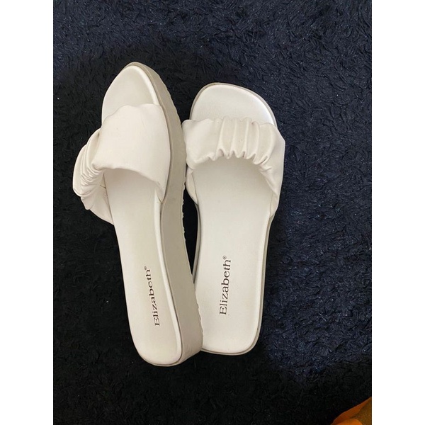 SANDAL PUTIH FLAT ELIZABETH SIZE 37 PRELOVED BAGUS CANTIK LUCU