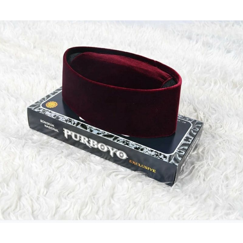 Tinggi 9 Peci/Songkok Purboyo Warna Merah Maroon, Biru Navi, Hijau dan Hitam Berbulu Tebal dan Halus