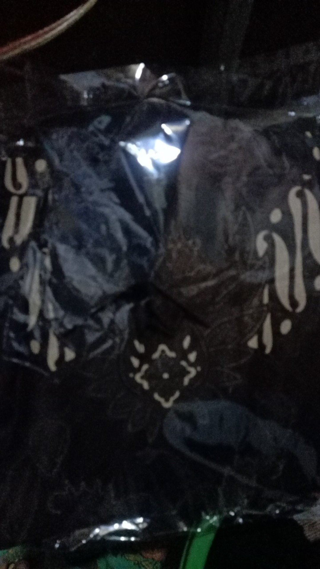 Paran Wangsa Kemeja Batik Pria Lengan Panjang Slimfit Katun Printing Hem Baju Seragam Kantor Modern