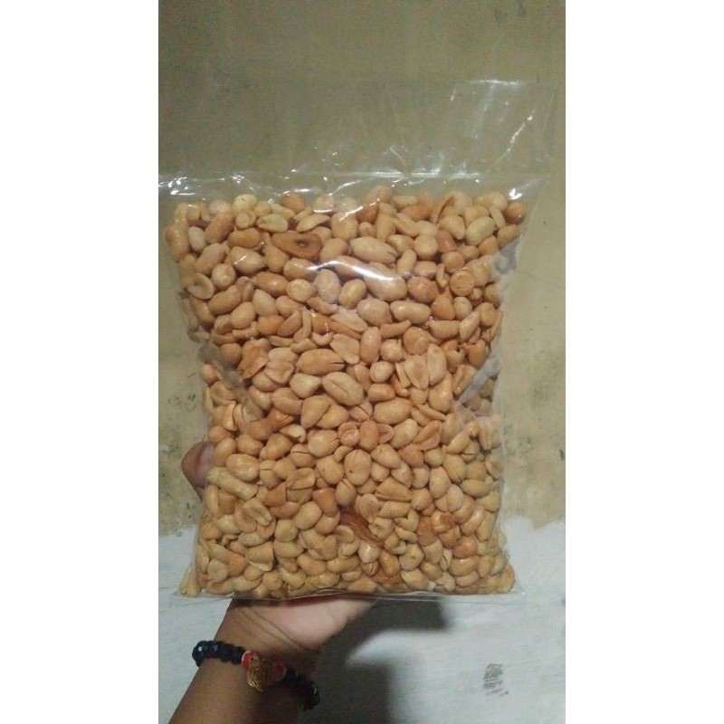 

kacang asin