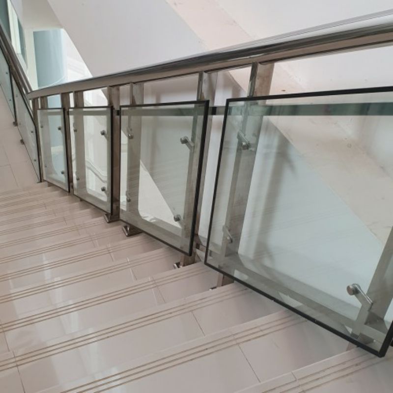 railing tangga dan balkon kaca bandung