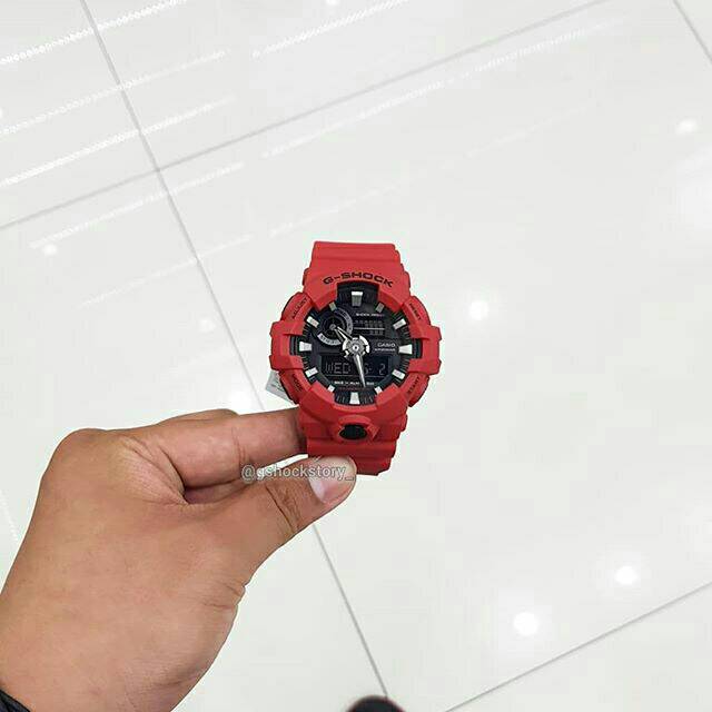 G-SHOCK GA-700-4ADR