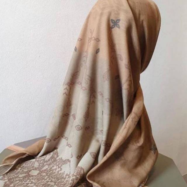 ZAFIN SCARF WASTRA RIA MIRANDA