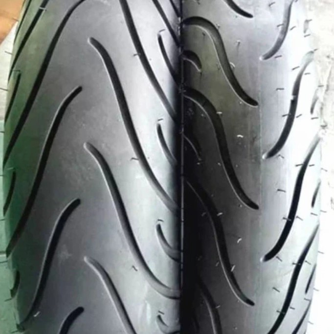 sepasang ban motor ninja CBR 150R dll 130/70 100/80 ring 17 merk Michelin