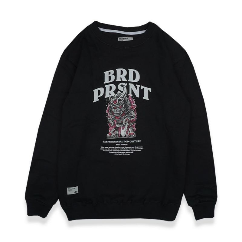 BRAD PRESENT ORIGINAL Sweater crewneck Sweatshirt cowok black with word art seri criss jami D2350