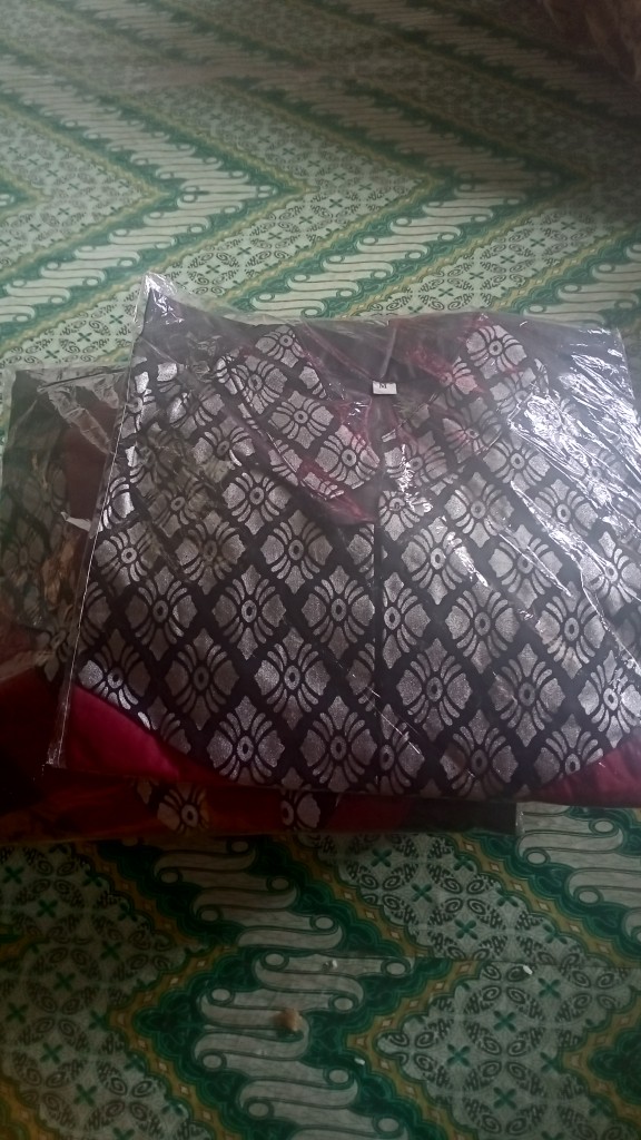 Maura Couple - Sania Ruffle Batik Couple Ori Ndoro Jowi Dnt Garansi Termurah Shopee - Kebaya Solo